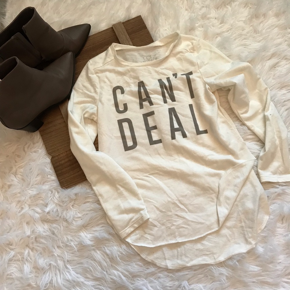 Graphic tee 💛